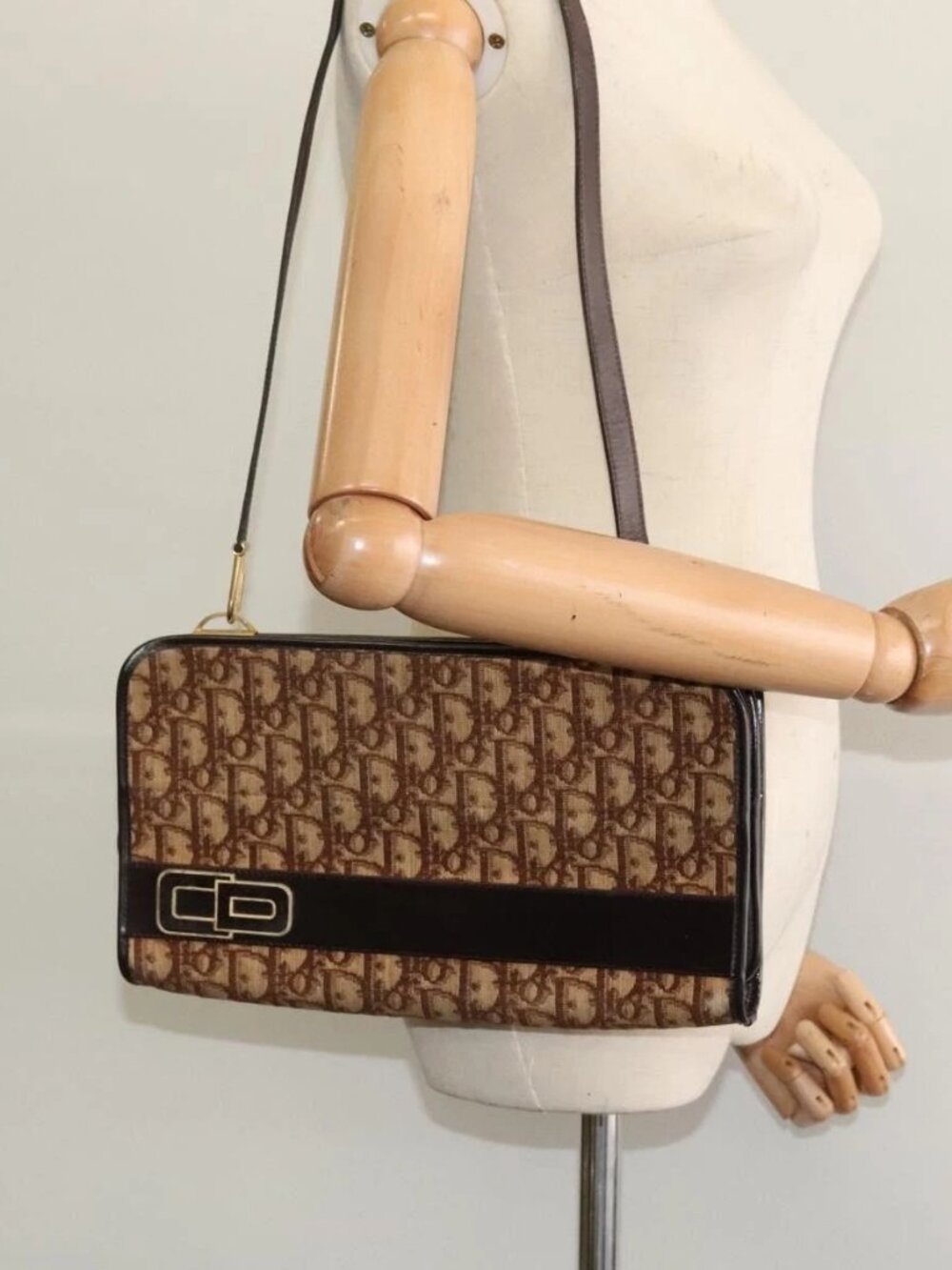 Christian Dior Trotter Canvas Shoulder Bag Brown Gold Auth BA1136